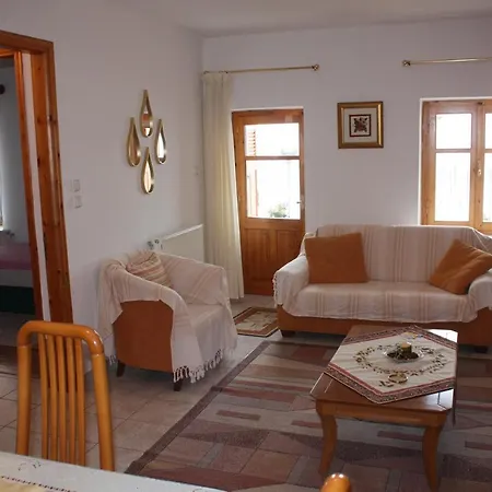 Ξενώνας Ονειροπαγίδα Arachova Exterior photo
